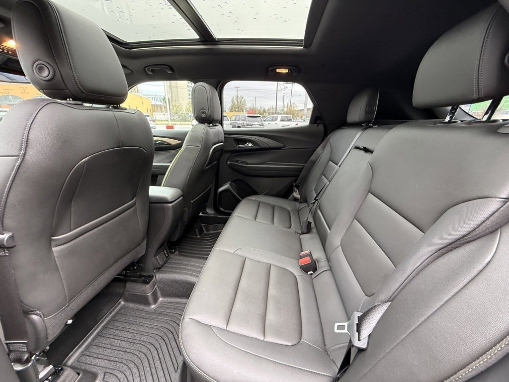 Used 2025 Chevrolet TrailBlazer ACTIV w/ Convenience Package image 18