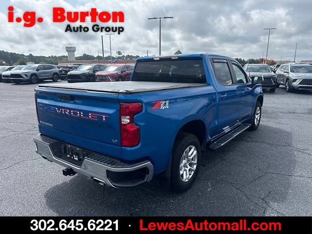 Used 2022 Chevrolet Silverado 1500 LT AWD/4WD image 3