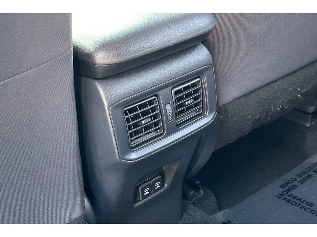 Used 2021 Toyota RAV4 XLE w/ Convenience Package image 42