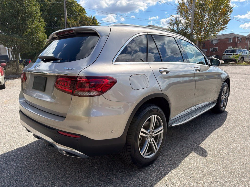 Used 2022 Mercedes-Benz GLC 300 4MATIC w/ Multimedia Package Lite image 7