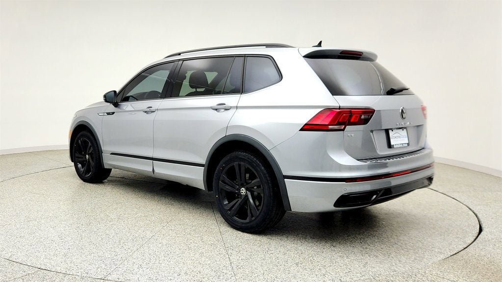 Used 2023 Volkswagen Tiguan SE R-Line FWD image 7