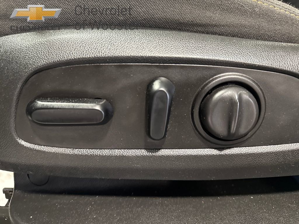 Used 2020 Chevrolet Equinox LT image 20