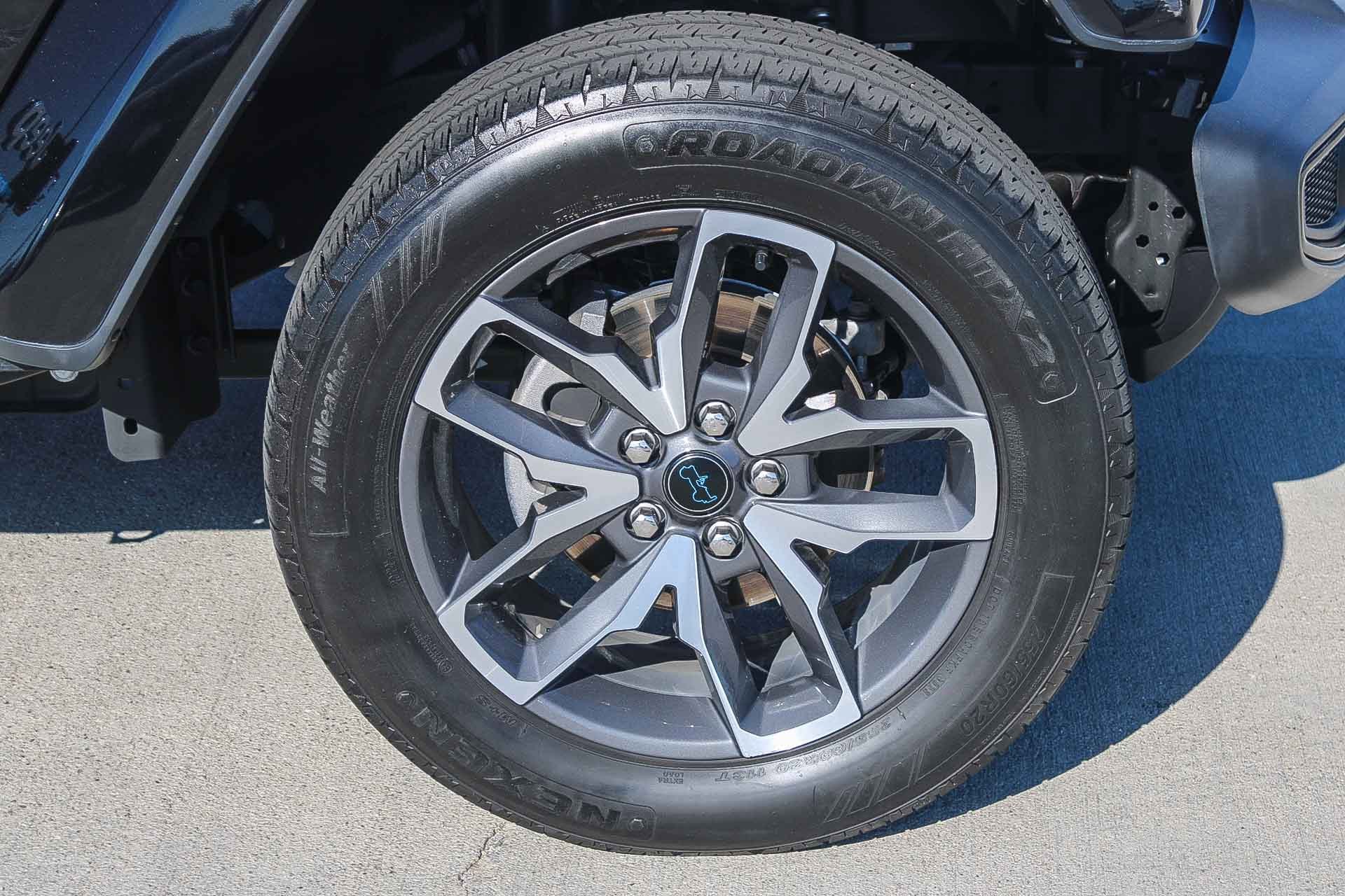 Used 2024 Jeep Wrangler Sport S w/ Technology Group image 11