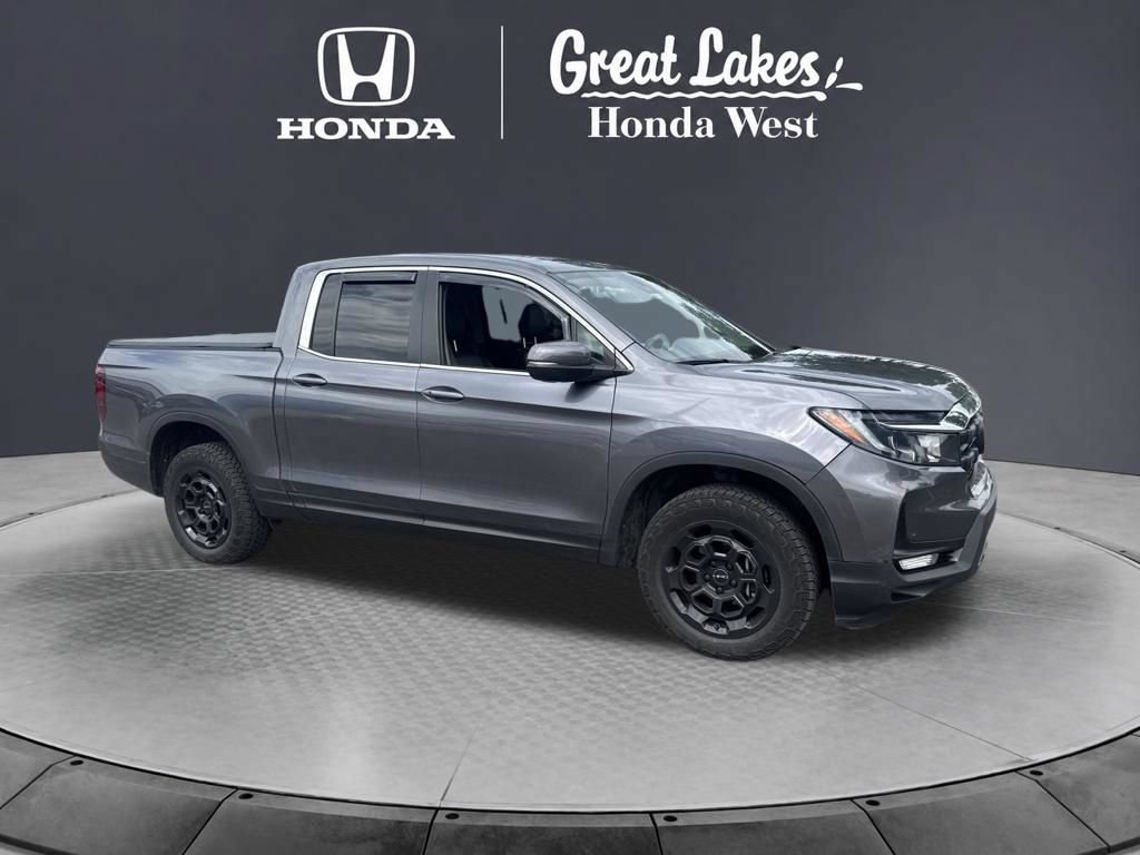 Used 2025 Honda Ridgeline RTL+ image 4