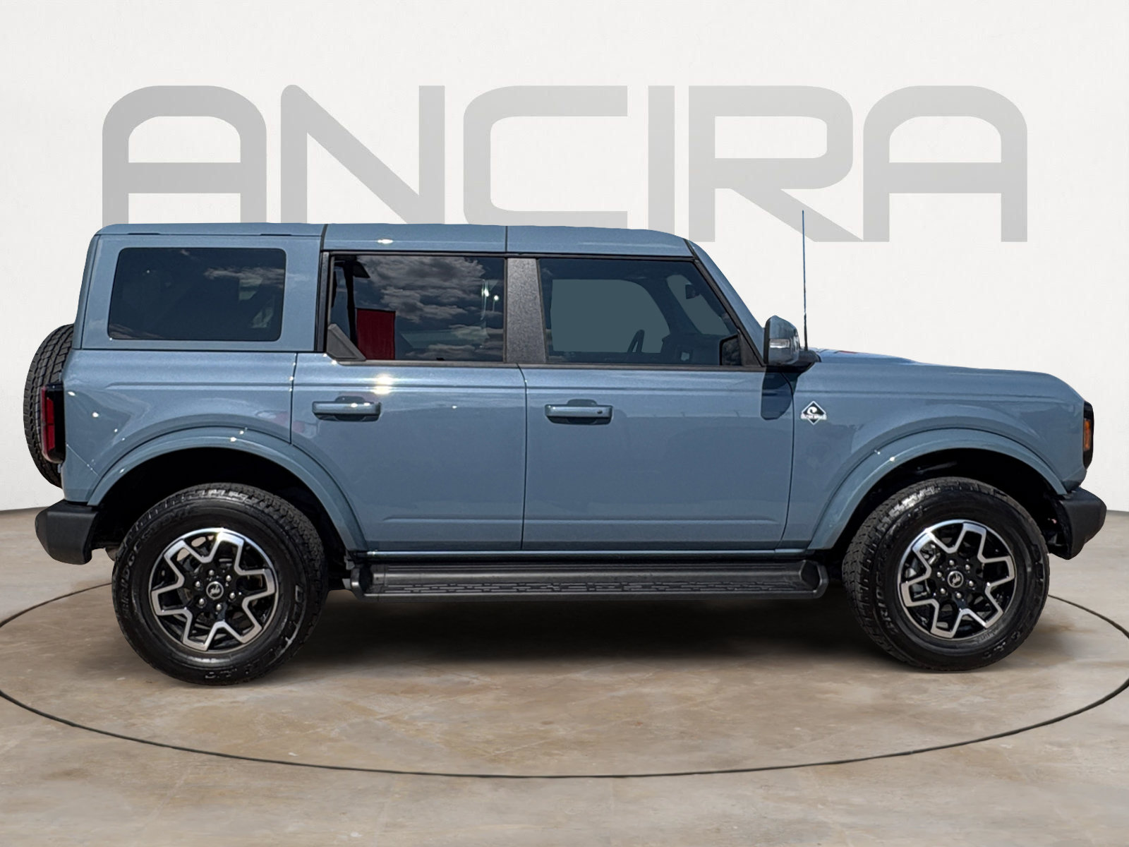 Used 2025 Ford Bronco Outer Banks AWD/4WD image 11