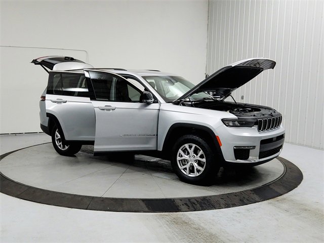 Used 2022 Jeep Grand Cherokee L Limited image 9
