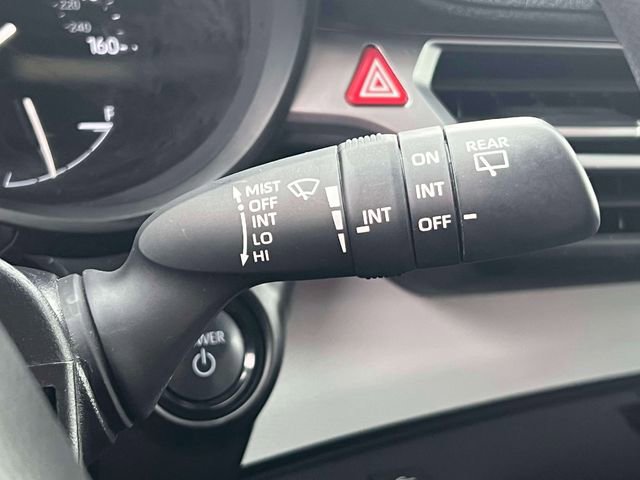 Used 2025 Toyota Sienna LE w/ LE Plus Package image 27