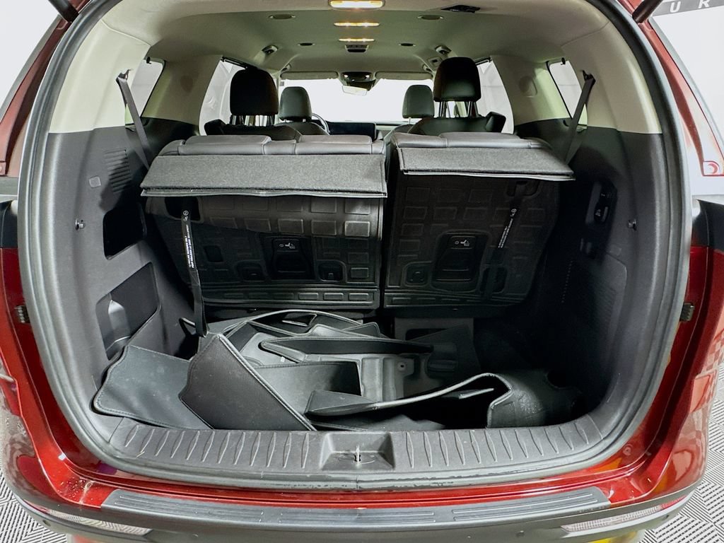 Used 2024 Kia Carnival SX FWD image 27
