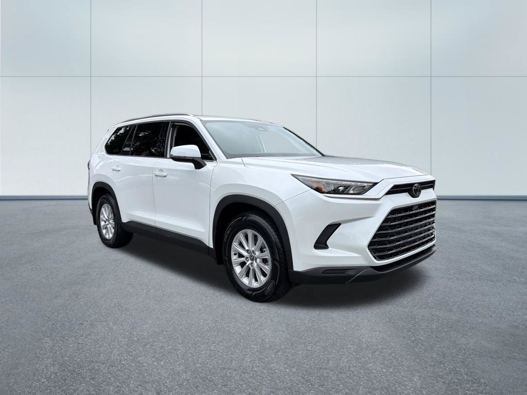 Used 2026 Toyota Grand Highlander AWD image 4