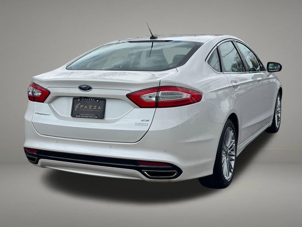 Used 2015 Ford Fusion SE w/ Equipment Group 202A FWD image 5