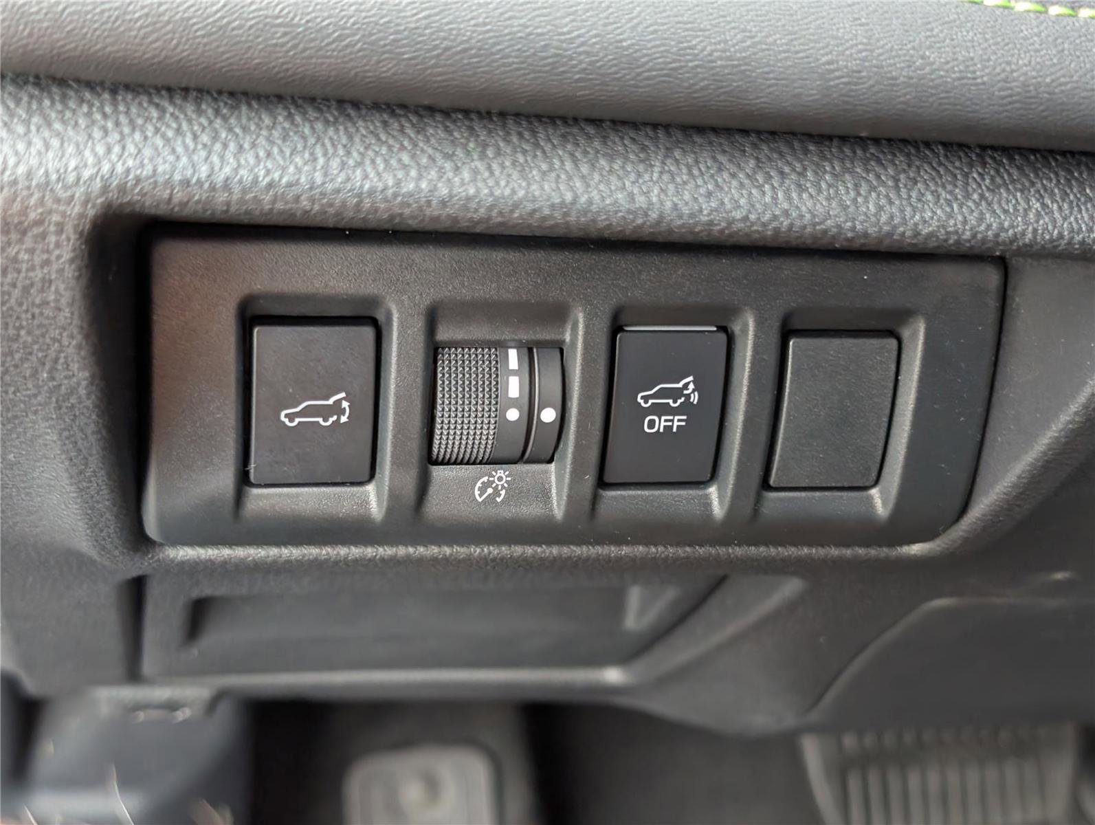 Used 2023 Subaru Outback Onyx Edition AWD/4WD image 22