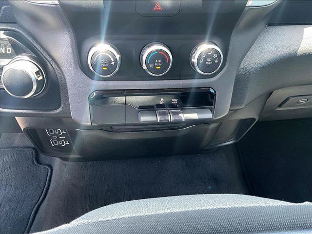 Used 2020 RAM 1500 Big Horn RWD image 24