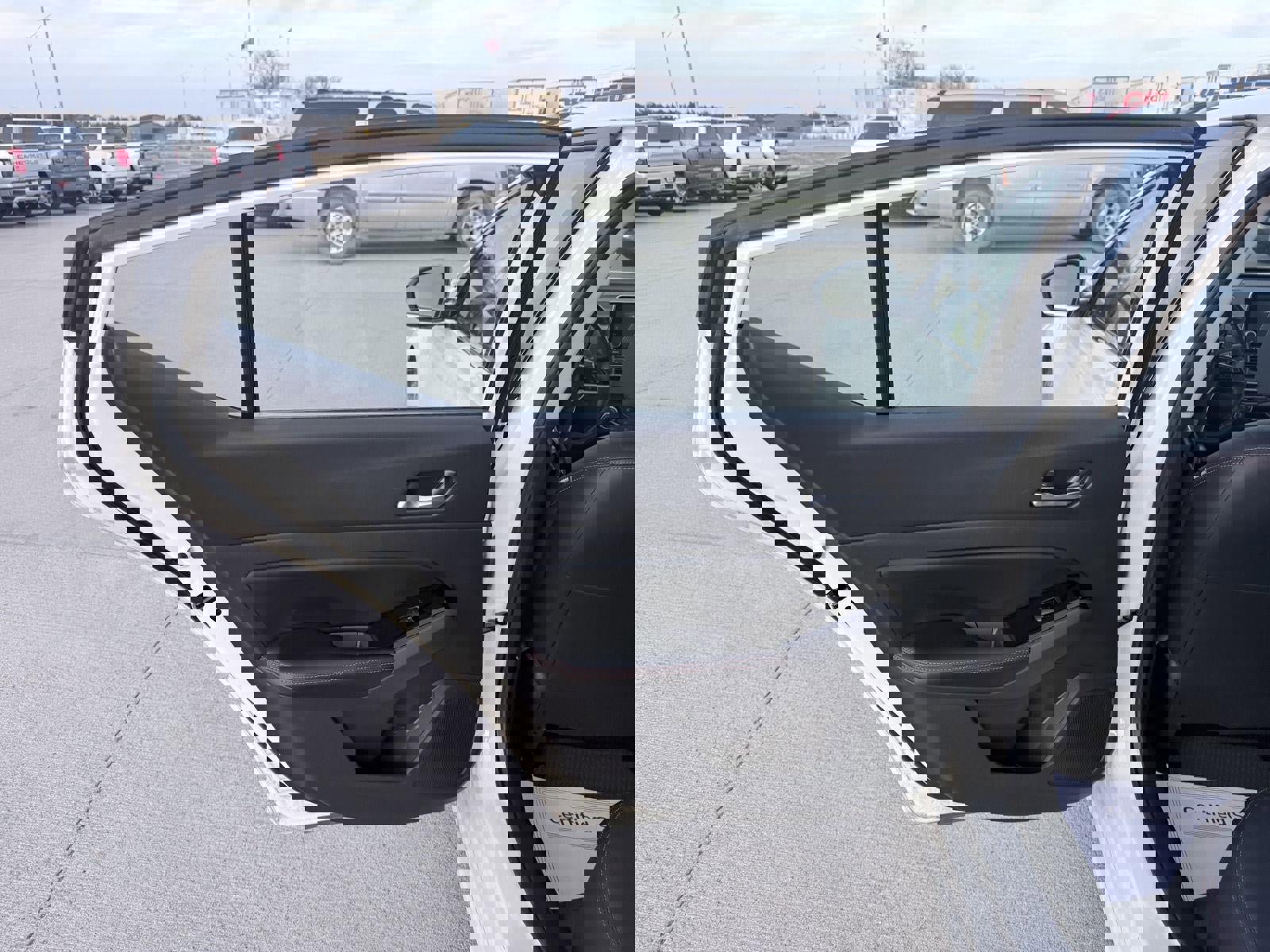 Used 2024 Nissan Altima 2.5 SR image 10