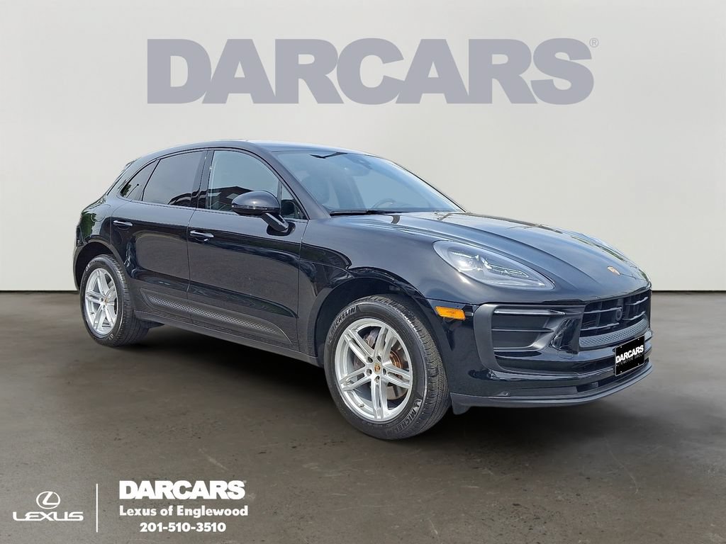 Used 2023 Porsche Macan AWD/4WD video 1
