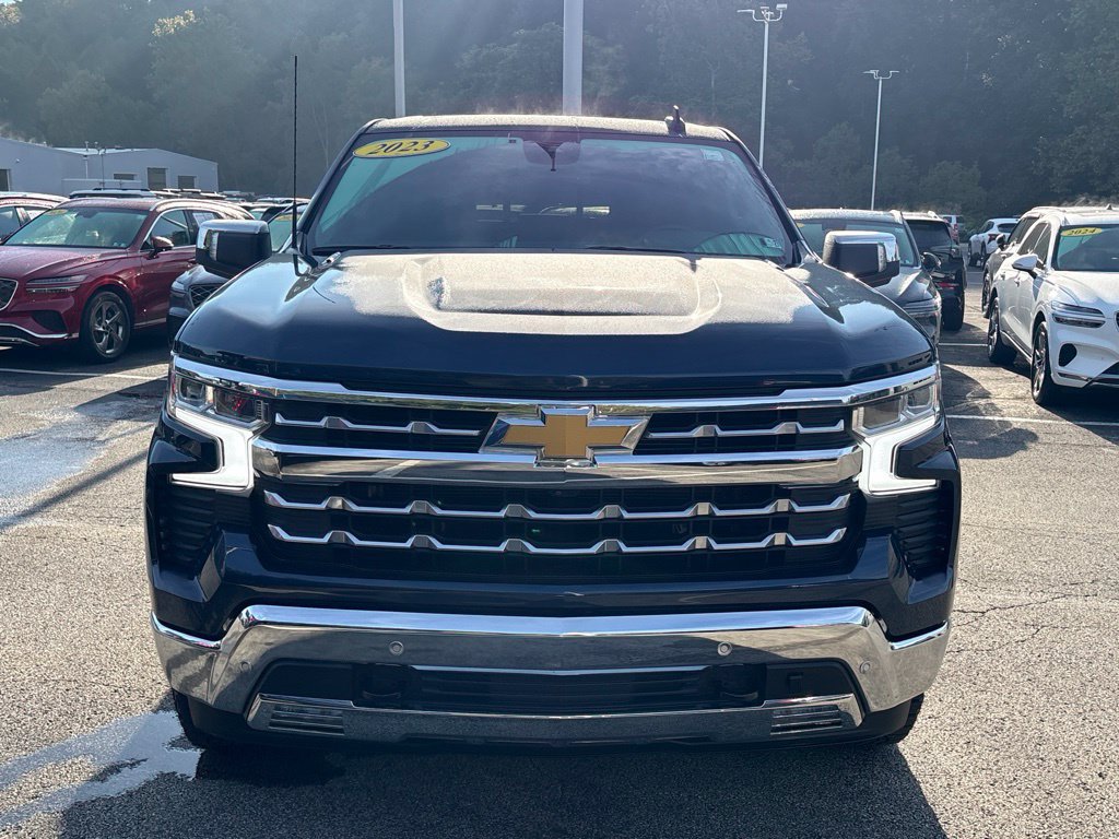 Certified 2023 Chevrolet Silverado 1500 LTZ w/ LTZ Premium Package AWD/4WD image 9