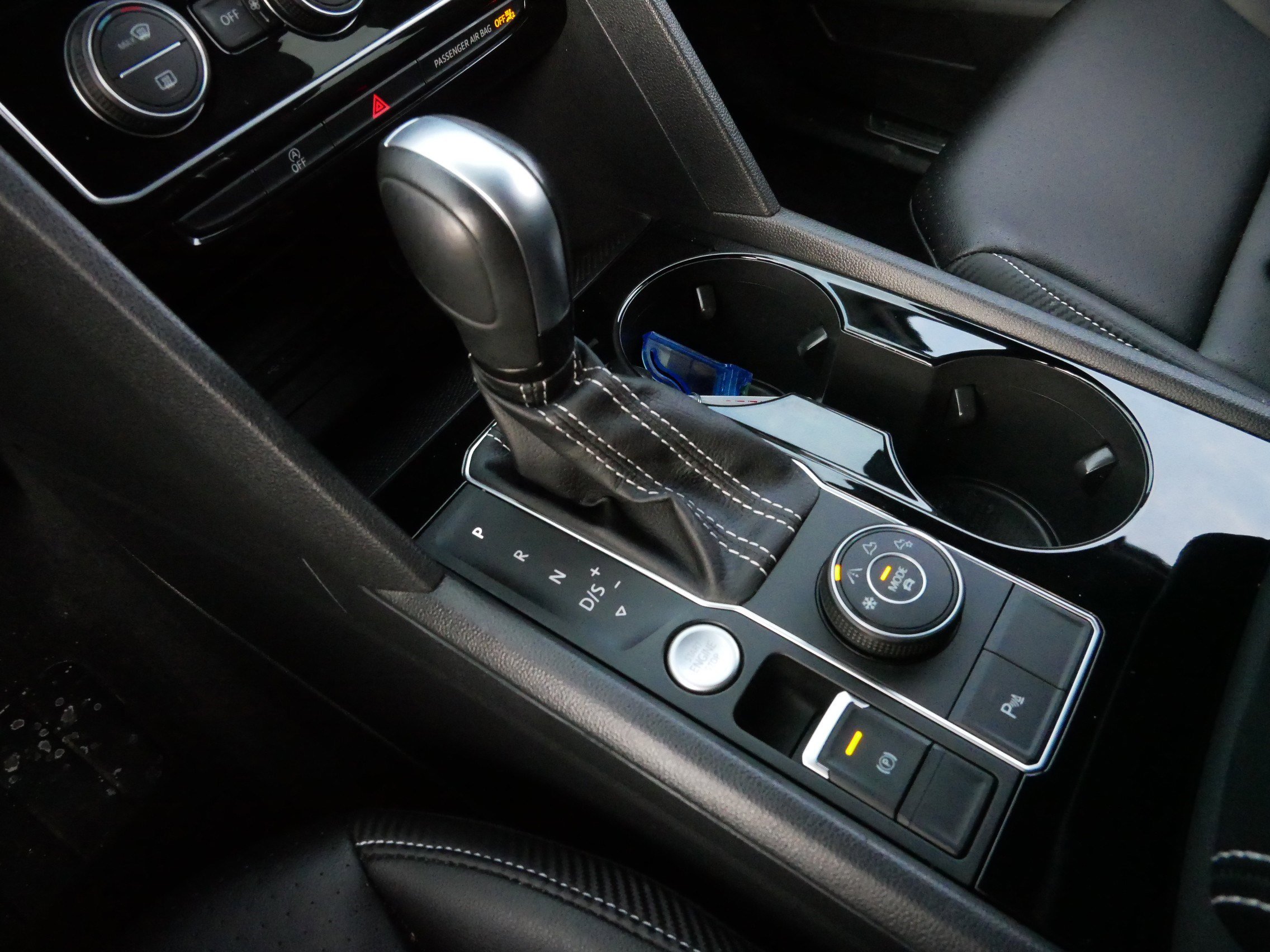 Certified 2023 Volkswagen Atlas Cross Sport SE image 25