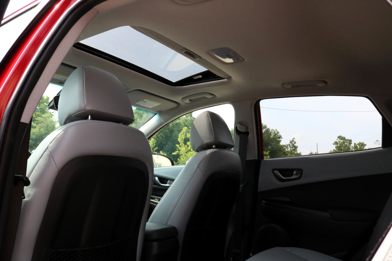 Used 2021 Hyundai Kona Limited w/ Winter Weather Package image 34