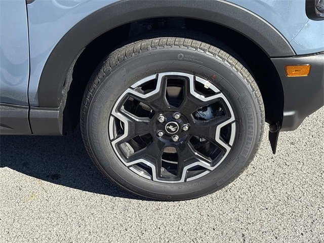 New 2025 Ford Bronco Sport Outer Banks w/ Outer Banks Tech Package+ image 9