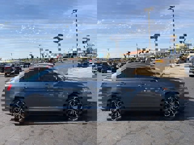 Used 2018 Ford Taurus SHO w/ Driver Assist Package image 3