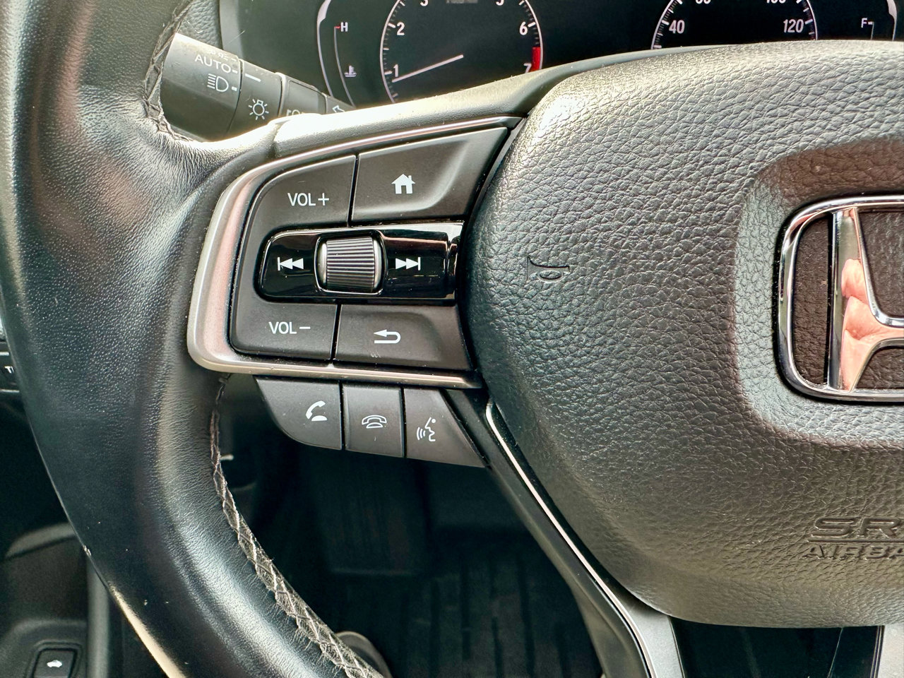 Used 2019 Honda Accord Sport image 15