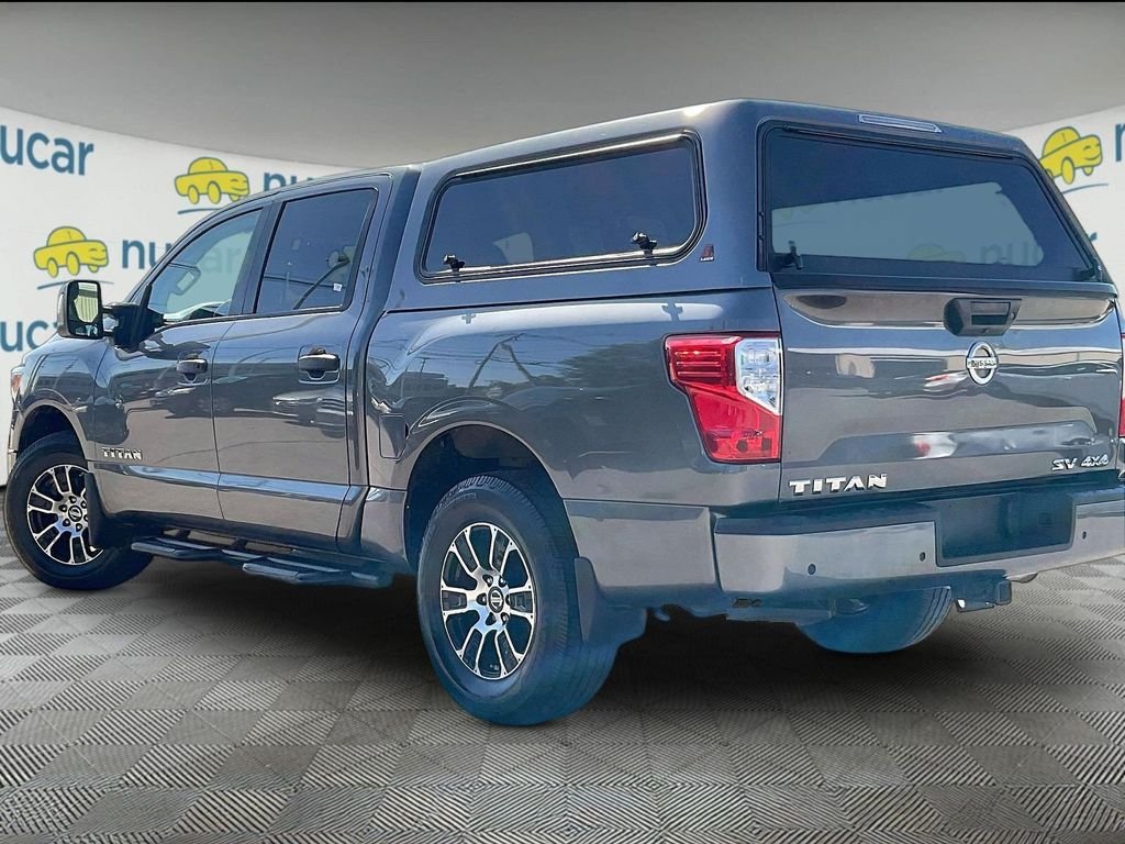 Used 2022 Nissan Titan SV w/ SV Convenience Package AWD/4WD image 4