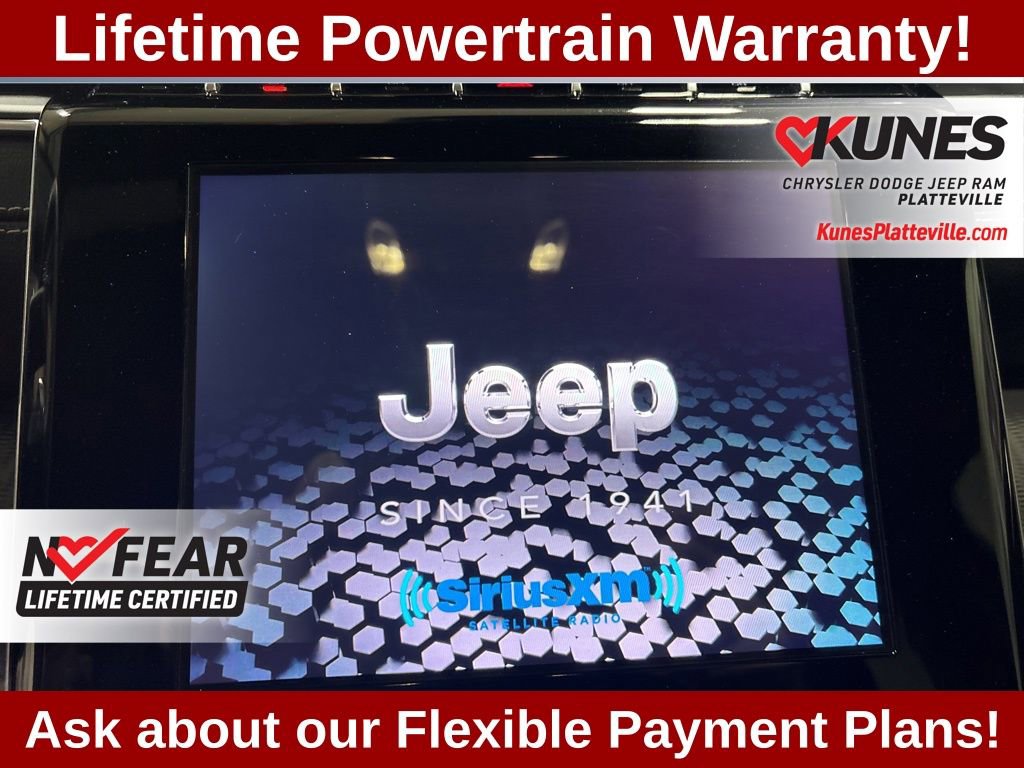 Used 2023 Jeep Grand Cherokee L Laredo image 27