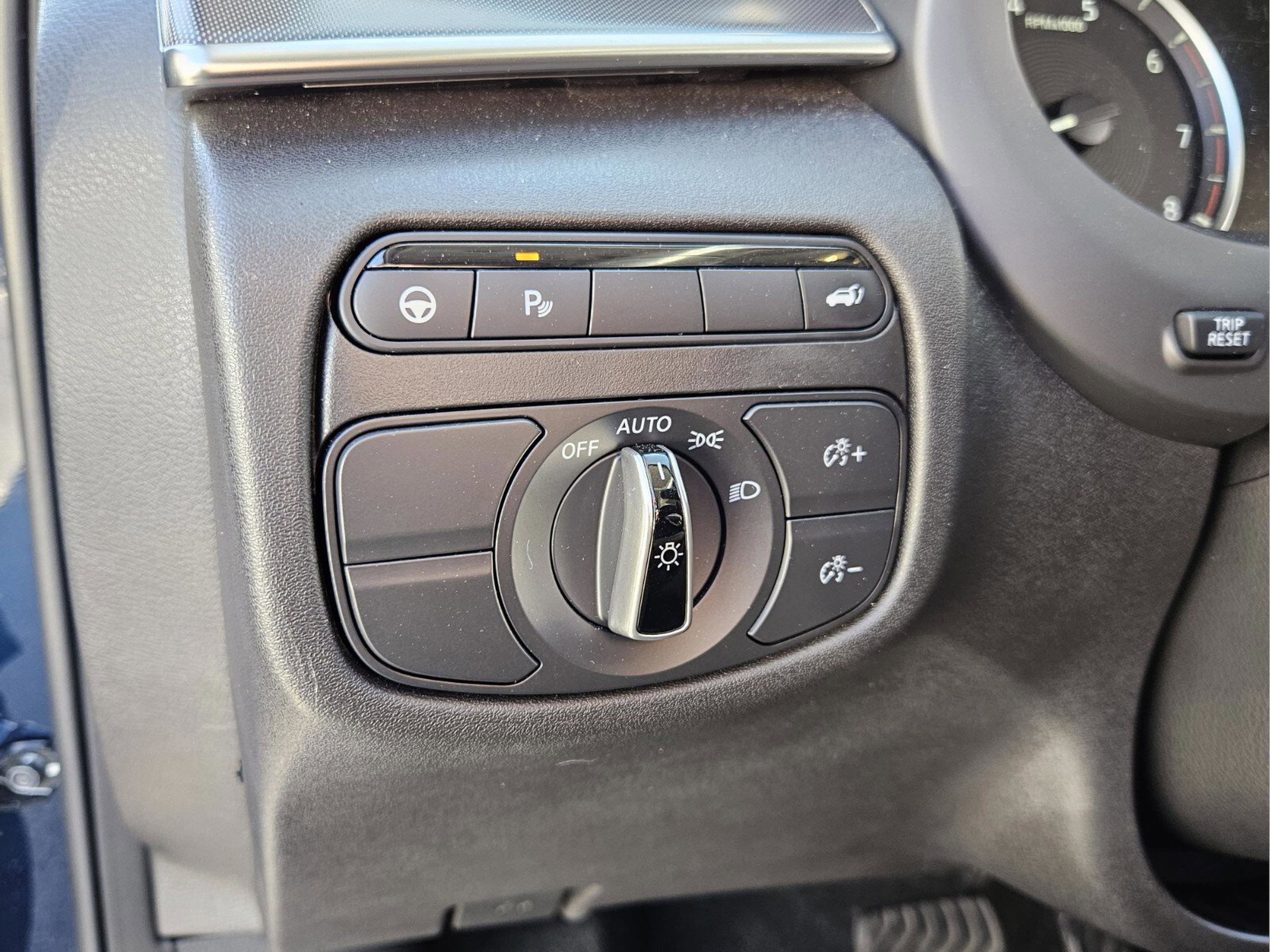 Certified 2023 INFINITI QX50 Luxe image 30