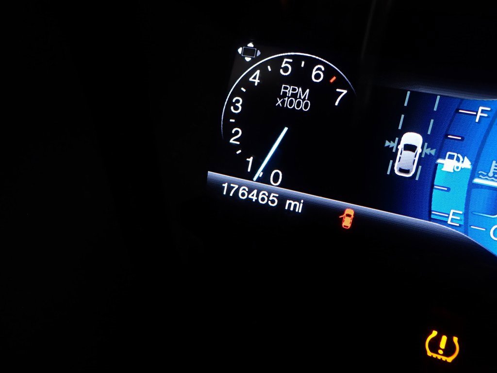 Used 2015 Ford Explorer Limited w/ Equipment Group 302A image 23