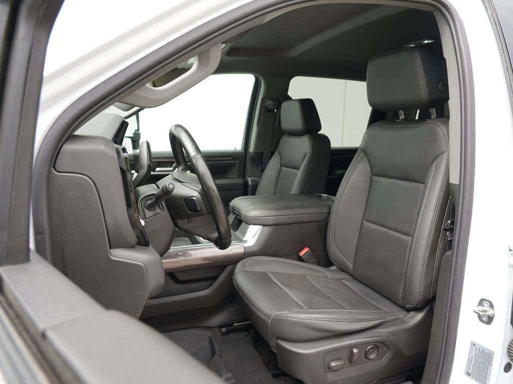Used 2024 Chevrolet Silverado 3500 LTZ w/ LTZ Plus Package AWD/4WD image 12