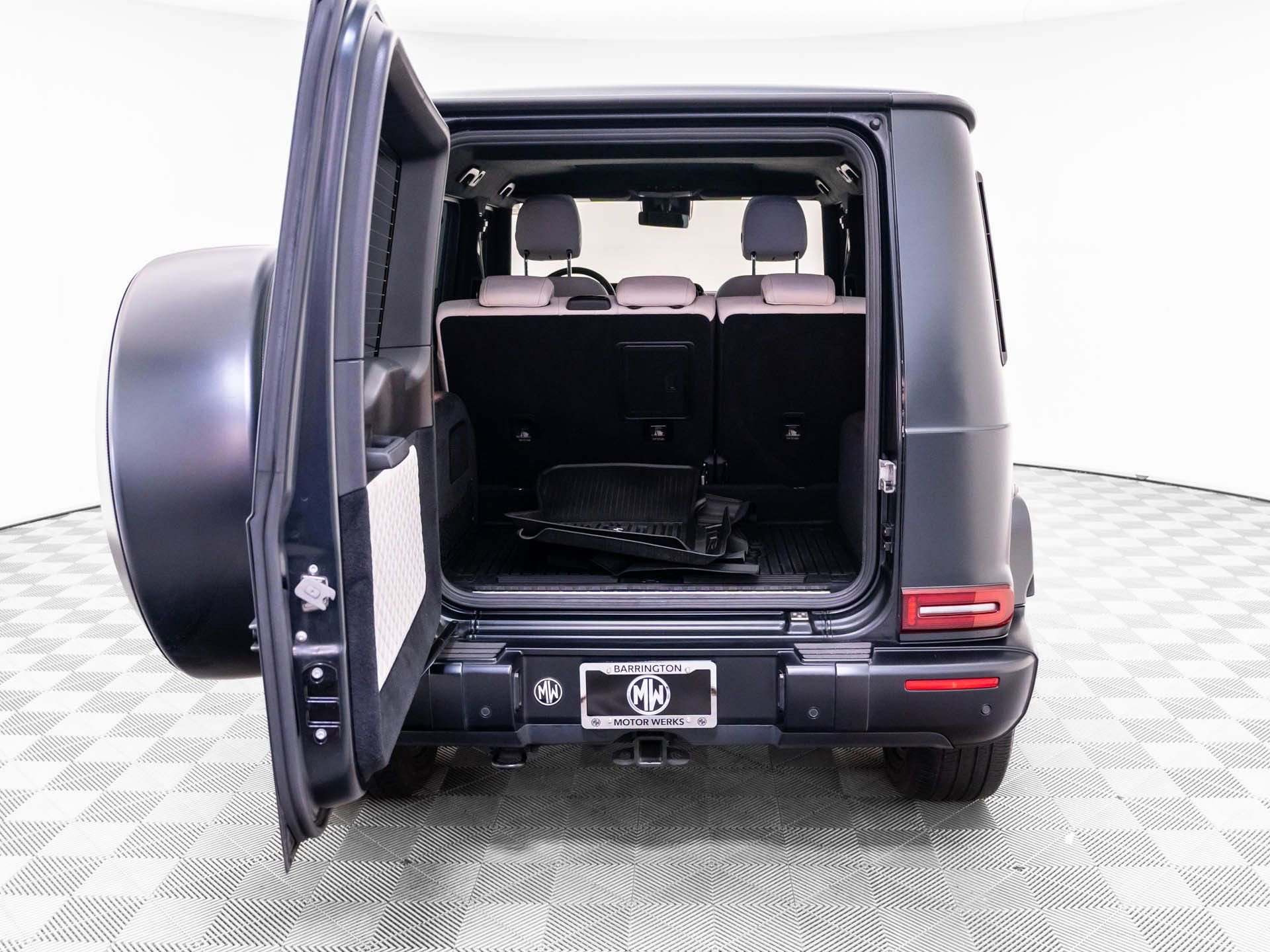 Used 2023 Mercedes-Benz G 550 image 33