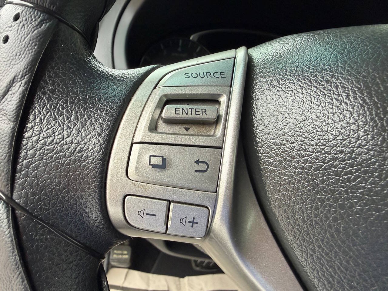 Used 2015 Nissan Altima 2.5 S w/ Special Edition Package FWD image 23