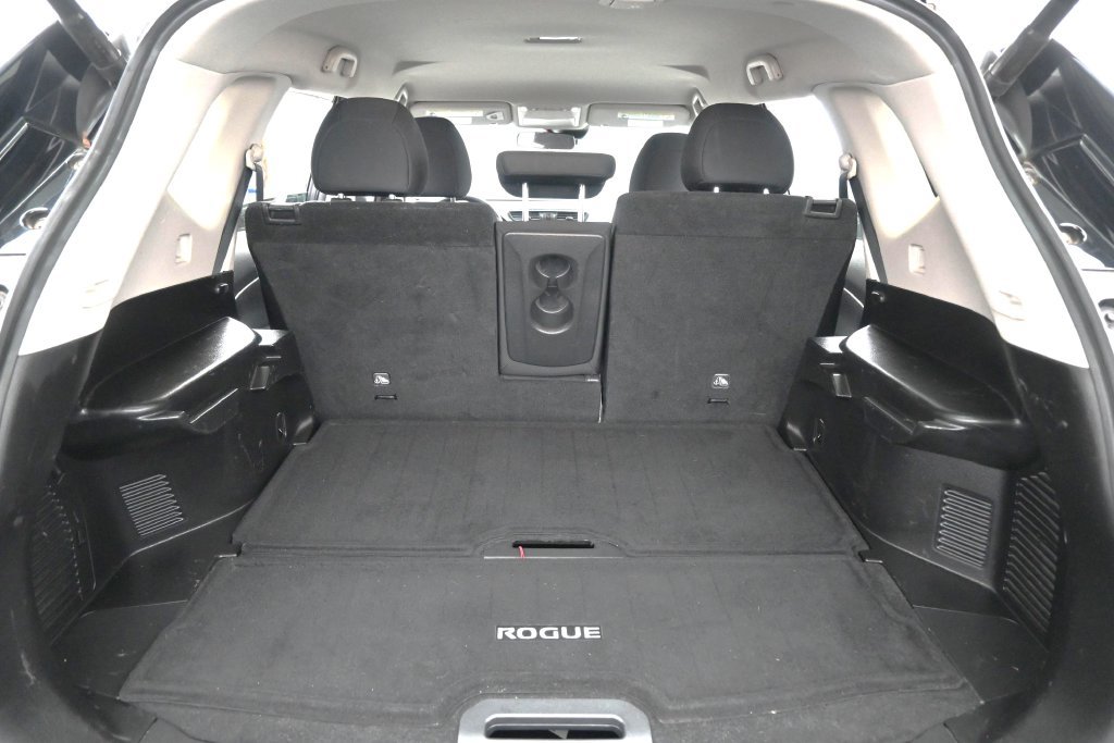 Used 2019 Nissan Rogue SV AWD/4WD image 20