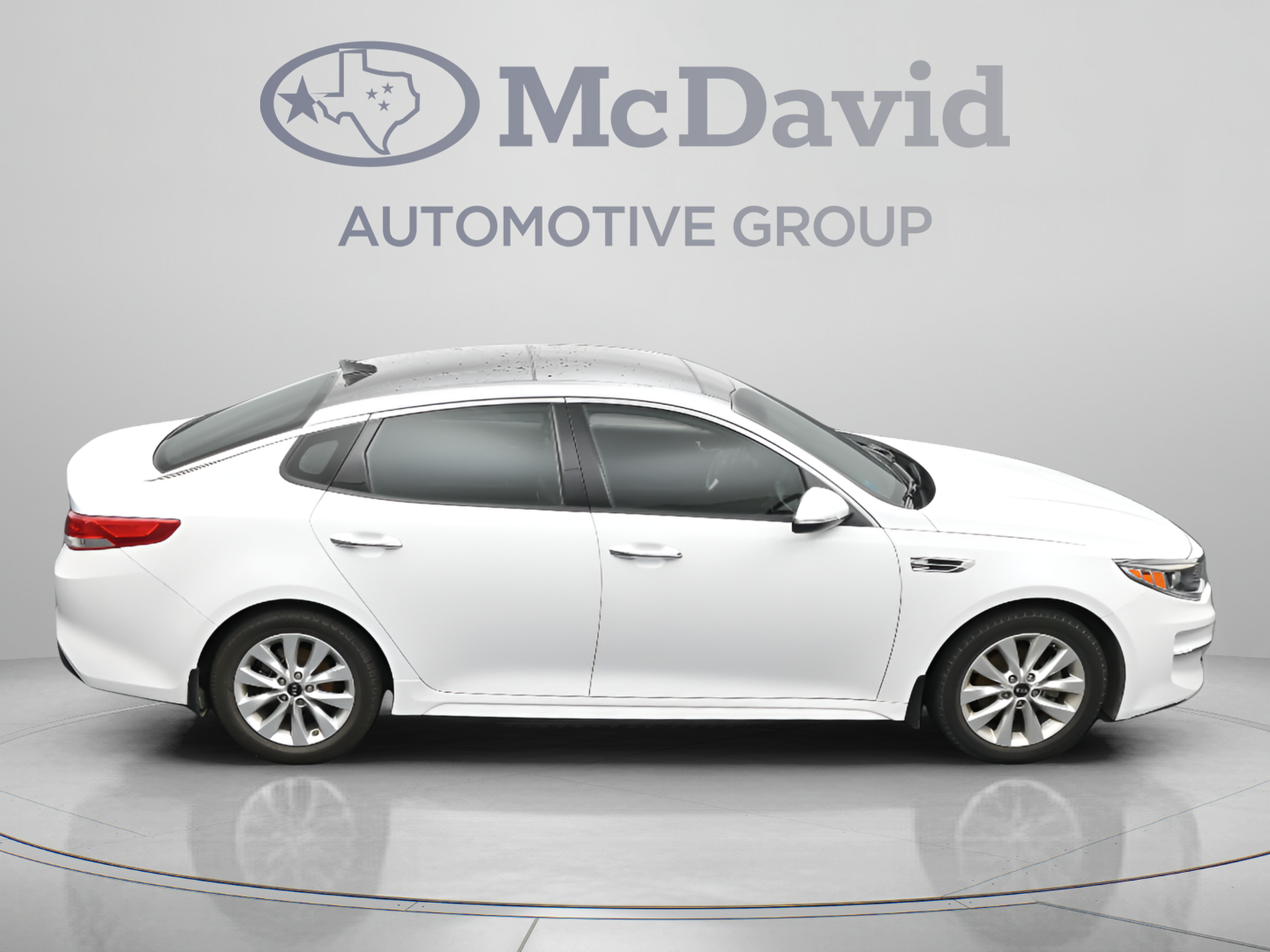 Used 2018 Kia Optima EX w/ Premium Package FWD image 40