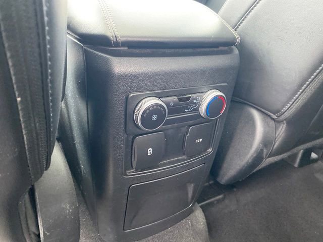 Used 2022 Ford Explorer XLT image 21