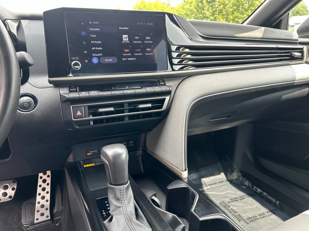 Certified 2025 Toyota Camry SE w/ Convenience Package FWD image 17