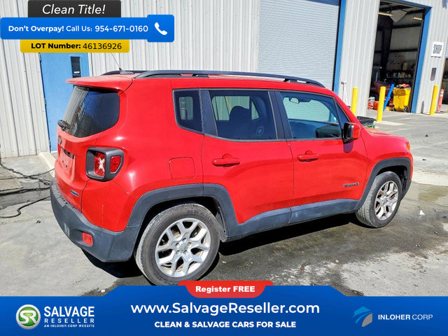 Used 2015 Jeep Renegade Latitude FWD image 4