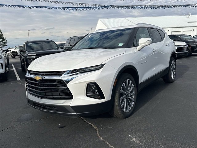 Used 2022 Chevrolet Blazer Premier w/ Driver Confidence II Package image 4