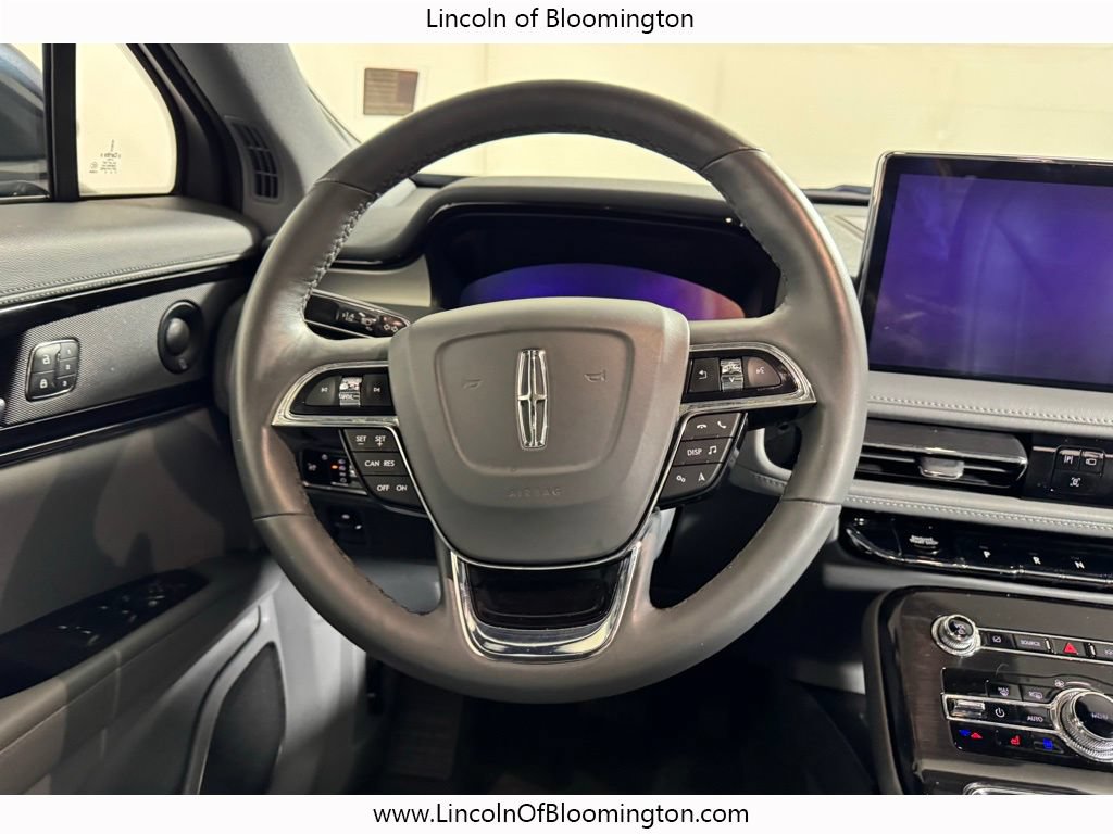 Certified 2023 Lincoln Nautilus Reserve w/ Luxury Package AWD/4WD image 24