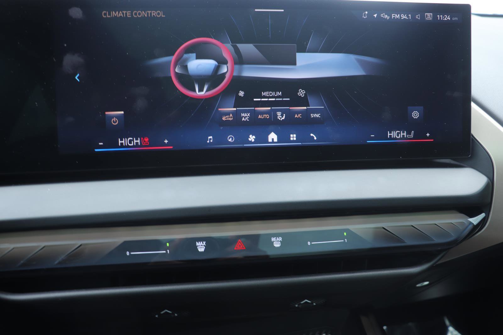 Used 2025 BMW X3 xDrive30i w/ Premium Package image 32