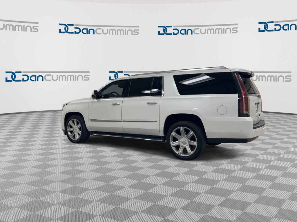 Used 2019 Cadillac Escalade ESV Luxury AWD/4WD image 6