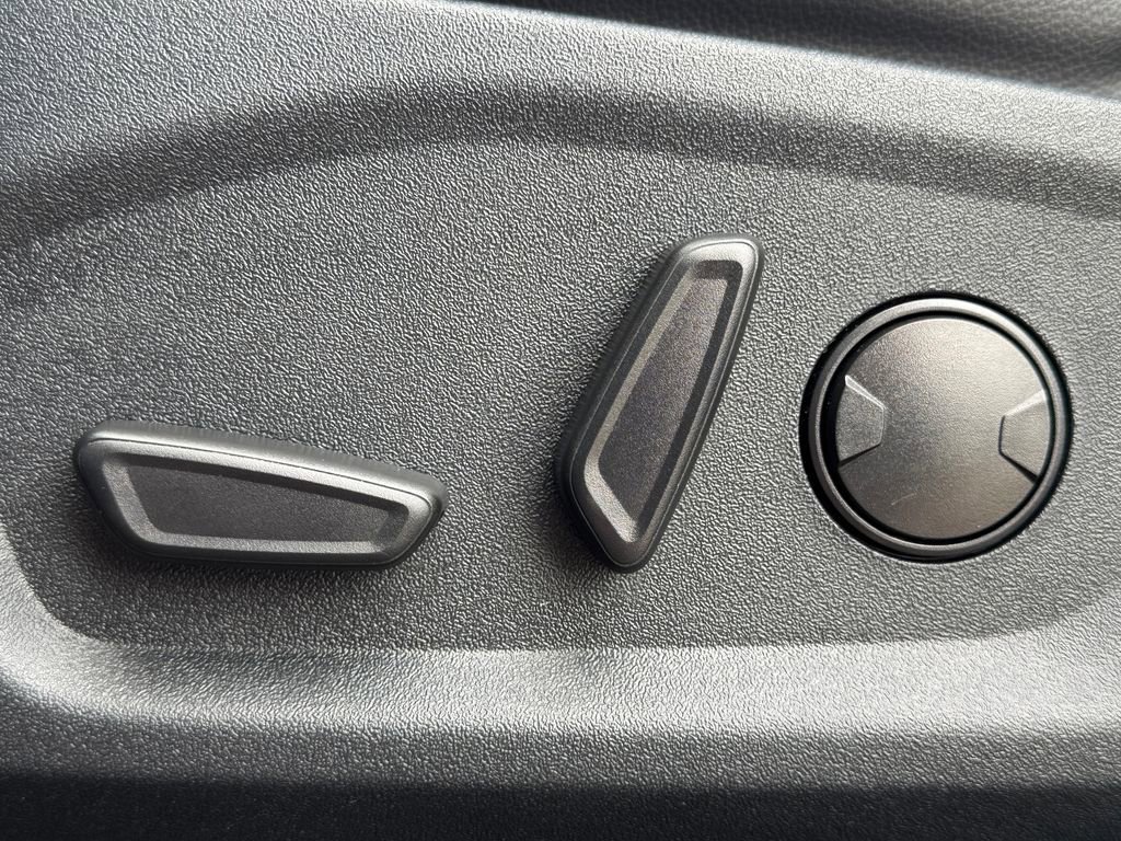 Used 2024 Ford Edge SEL w/ Convenience Package AWD/4WD image 21