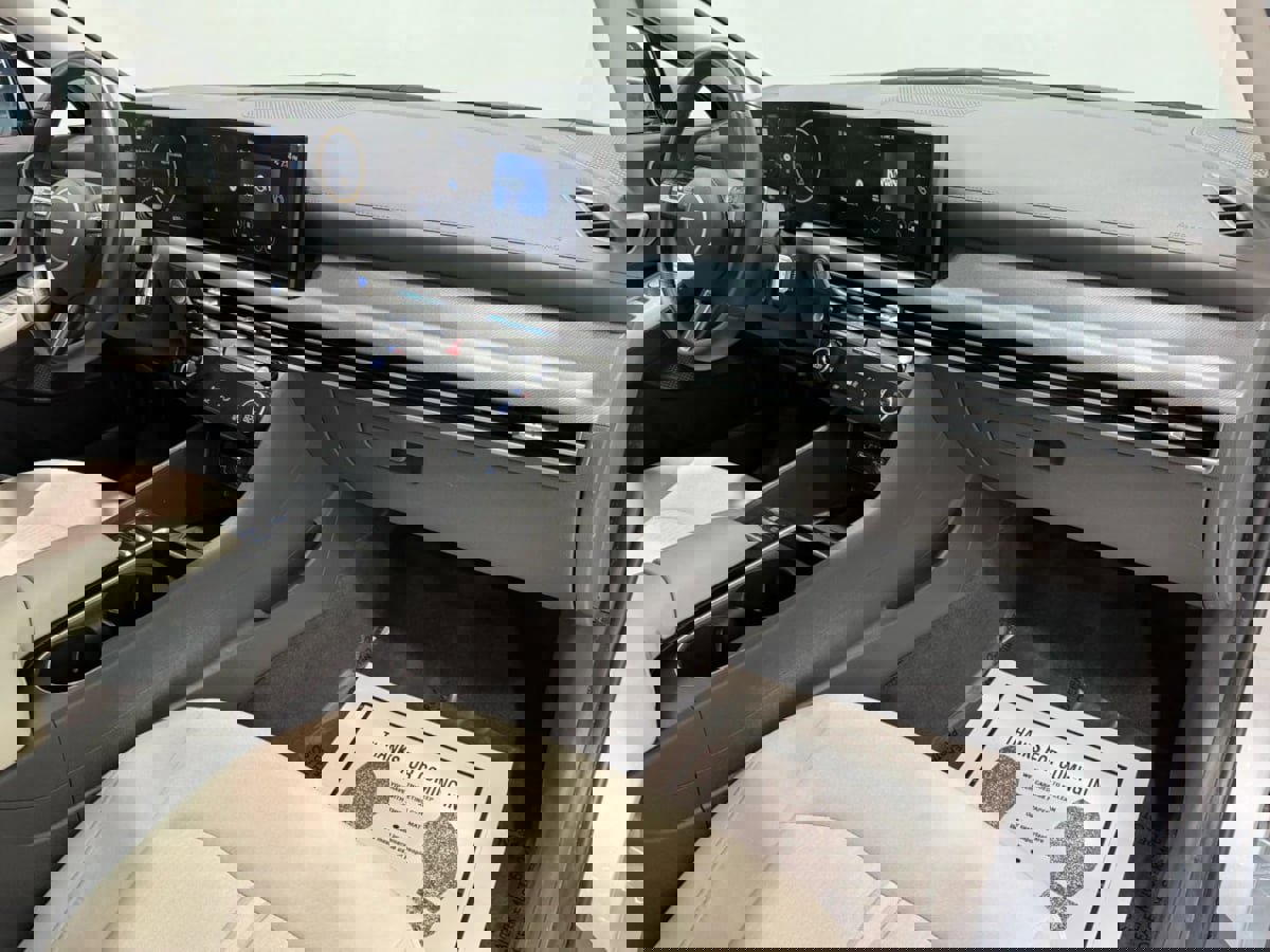 Used 2025 Hyundai Sonata SEL image 28