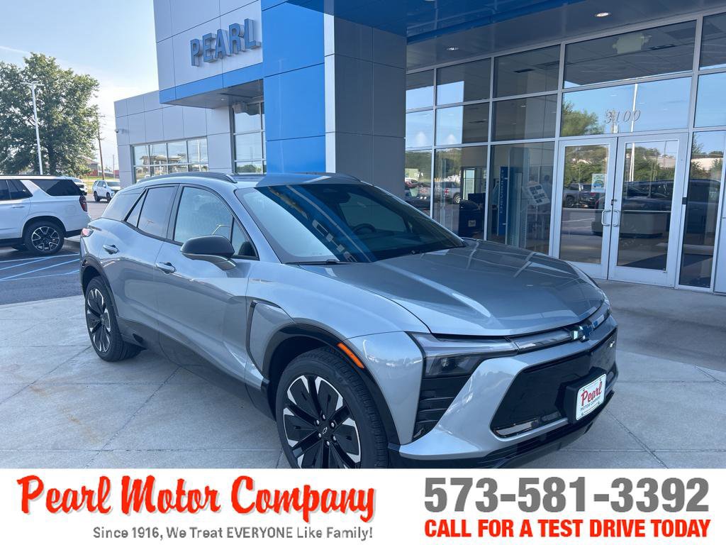 New 2024 Chevrolet Blazer EV RS image 1