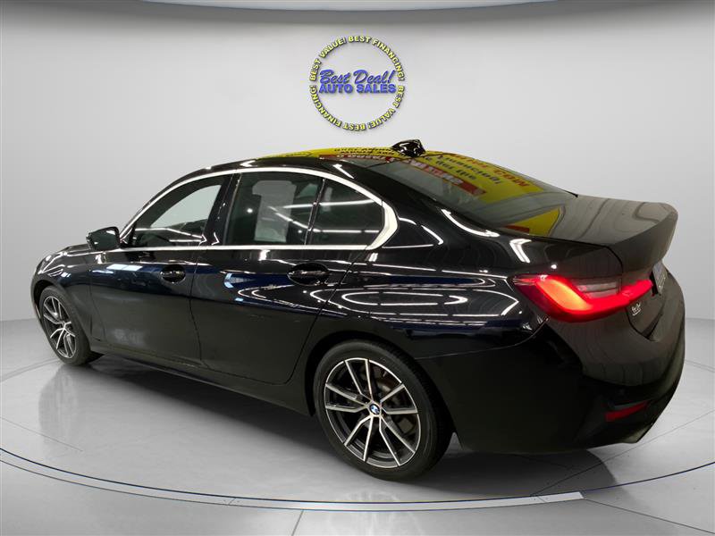 Used 2020 BMW 330i xDrive Sedan w/ Convenience Package image 3