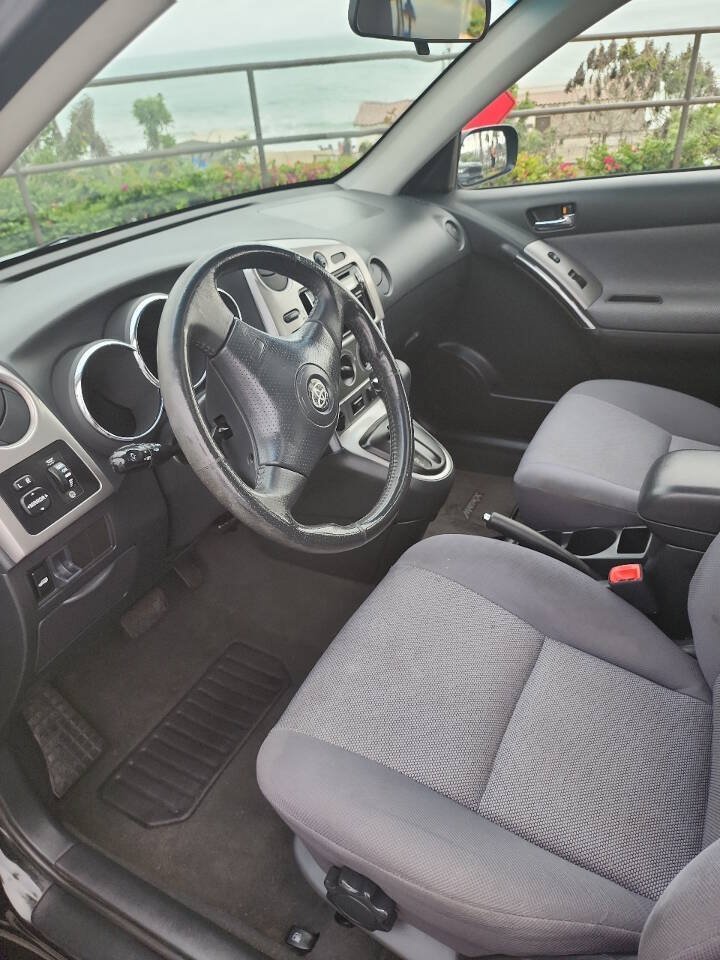 Used 2004 Toyota Matrix XR w/ Extra Value Pkg 2 FWD image 9