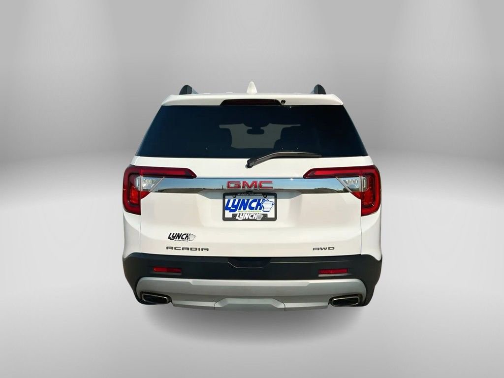 Used 2023 GMC Acadia SLT w/ LPO, Floor Liner Package image 3