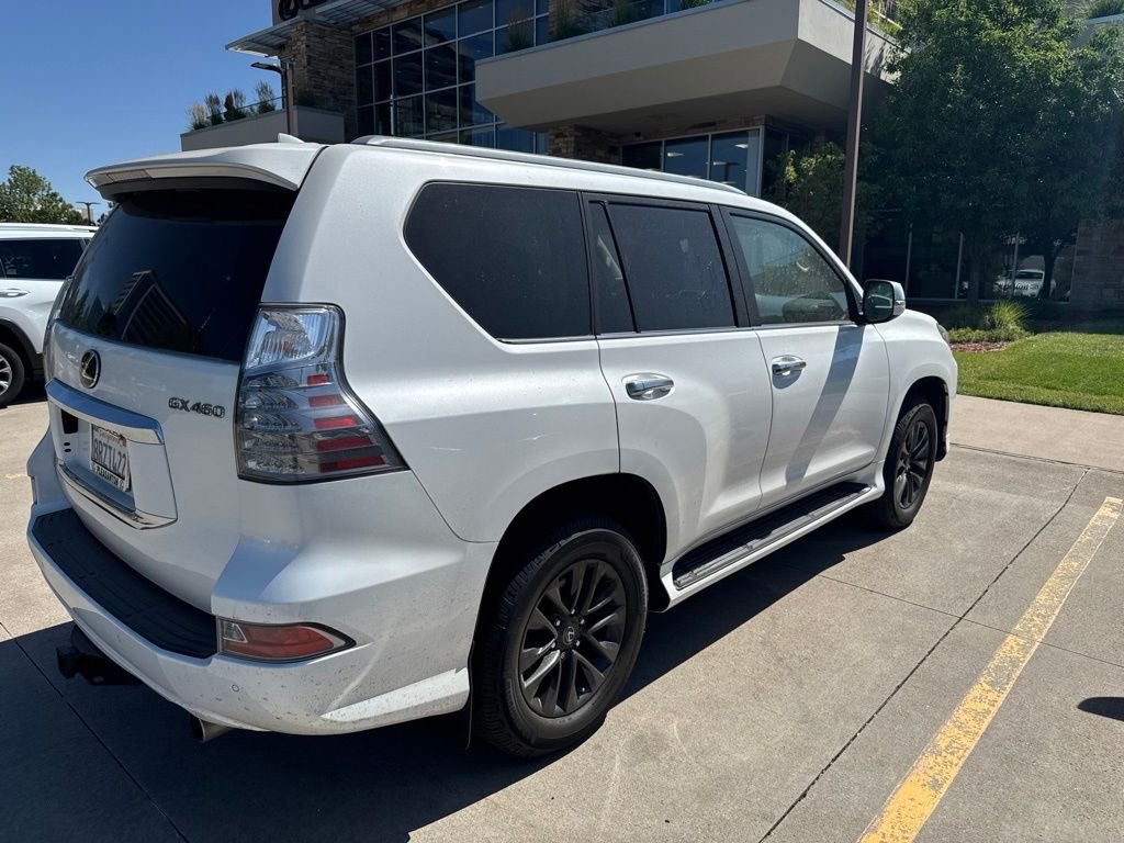 Used 2020 Lexus GX 460 Premium w/ Premium Package AWD/4WD image 3