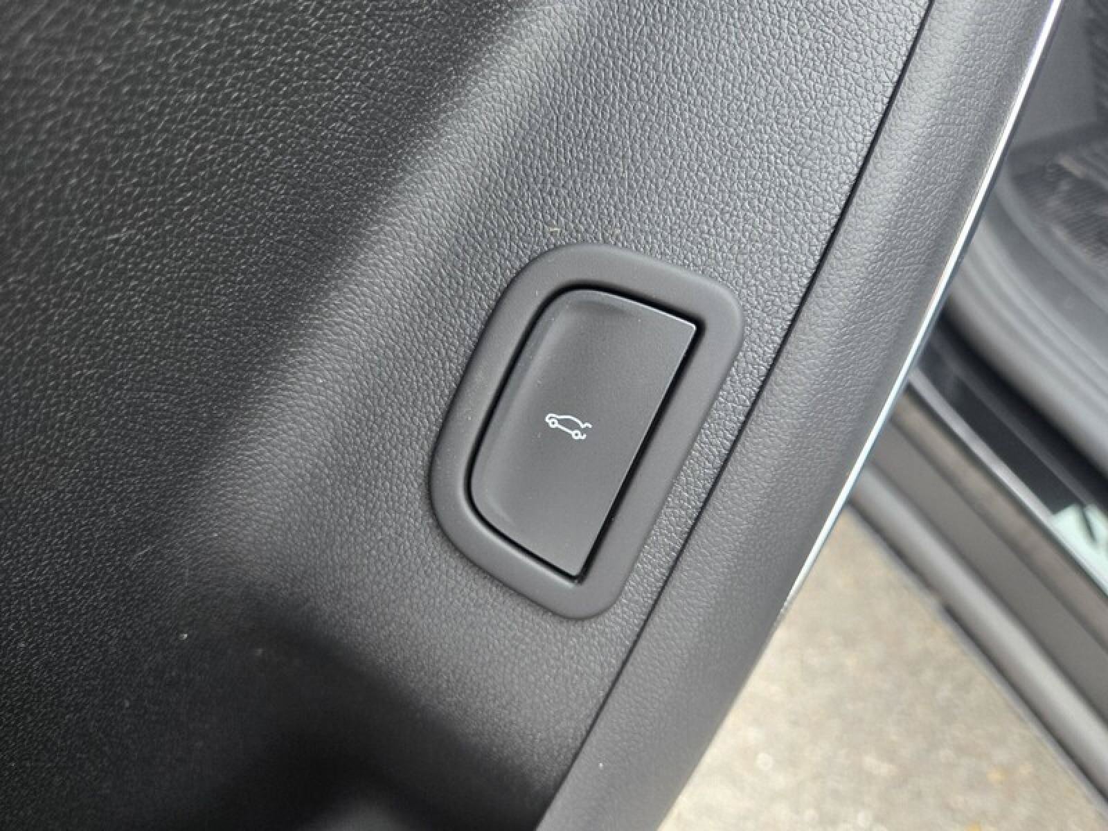 New 2026 GMC Acadia Elevation w/ Black Edition FWD image 26