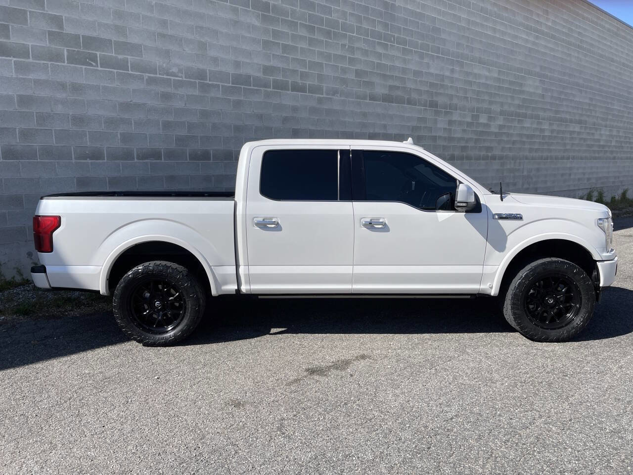 Used 2019 Ford F150 Limited AWD/4WD image 3