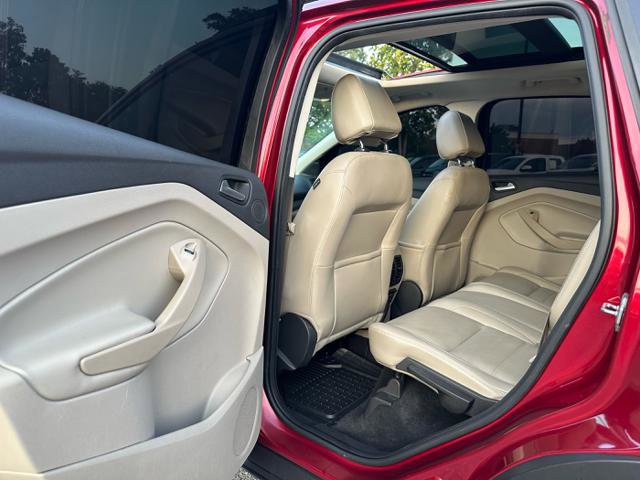 Used 2017 Ford Escape SE w/ SE Leather Comfort Package image 13